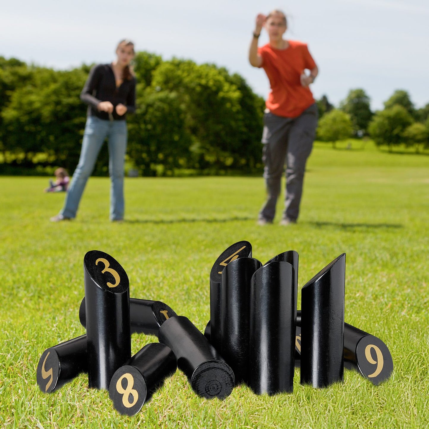 Black Kubb game with bag