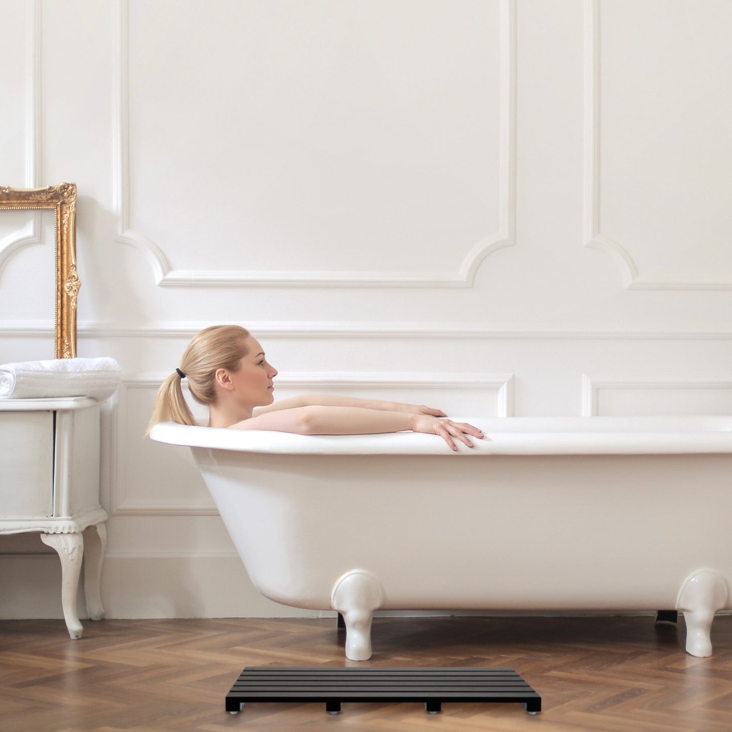 Black bamboo bath mat