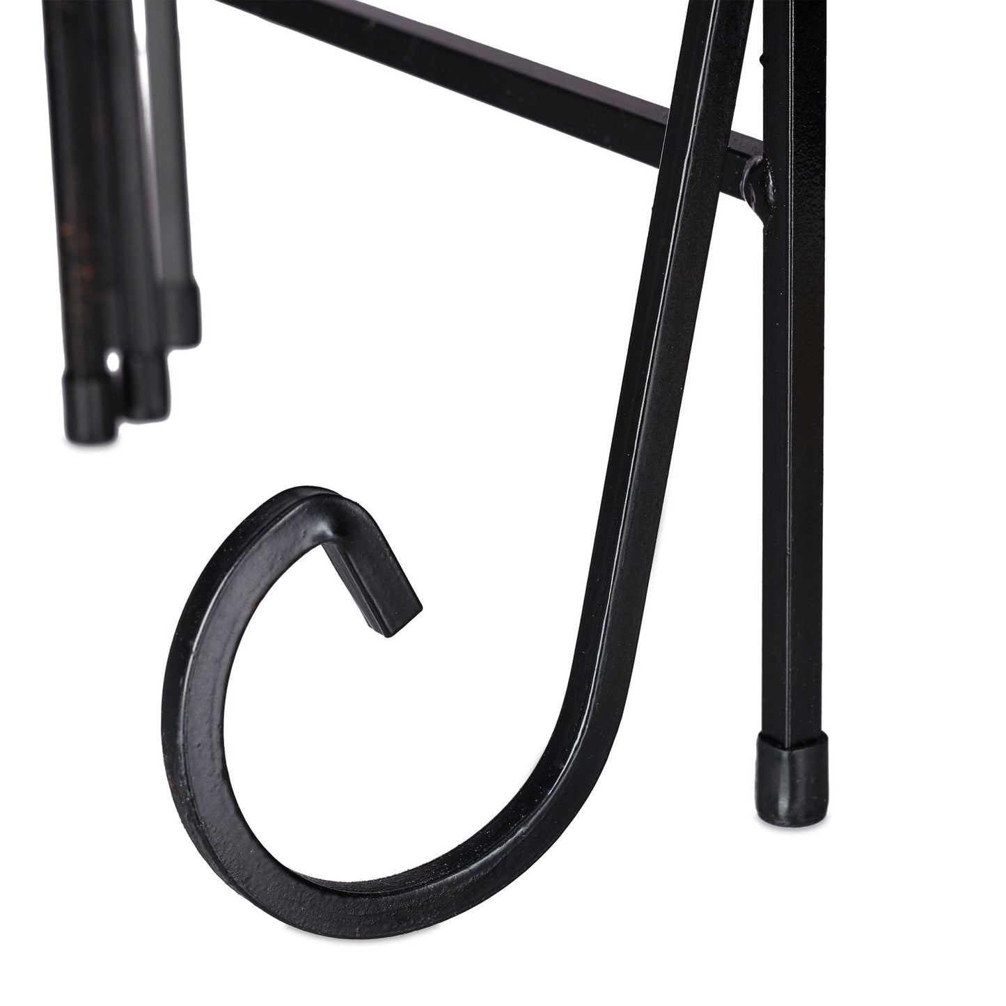 Black flower pedestal in metal