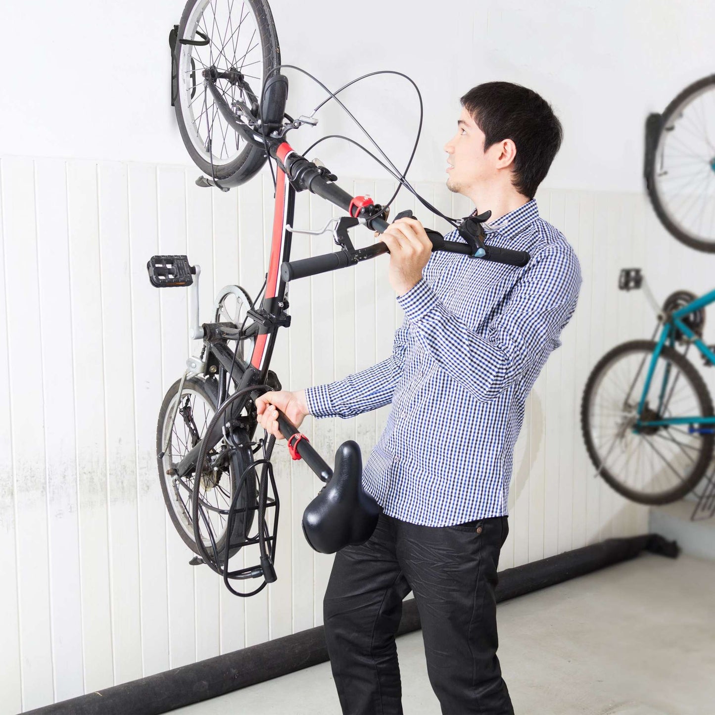 Black wall mount for bicycles - set of 6