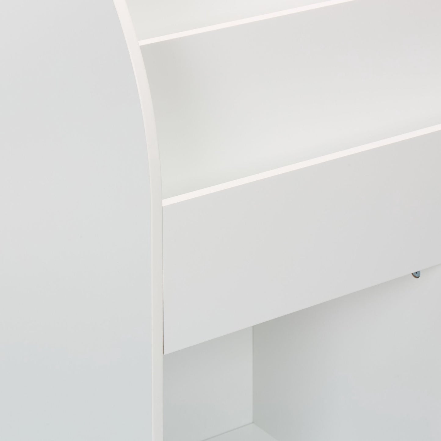 Bookshelf for children