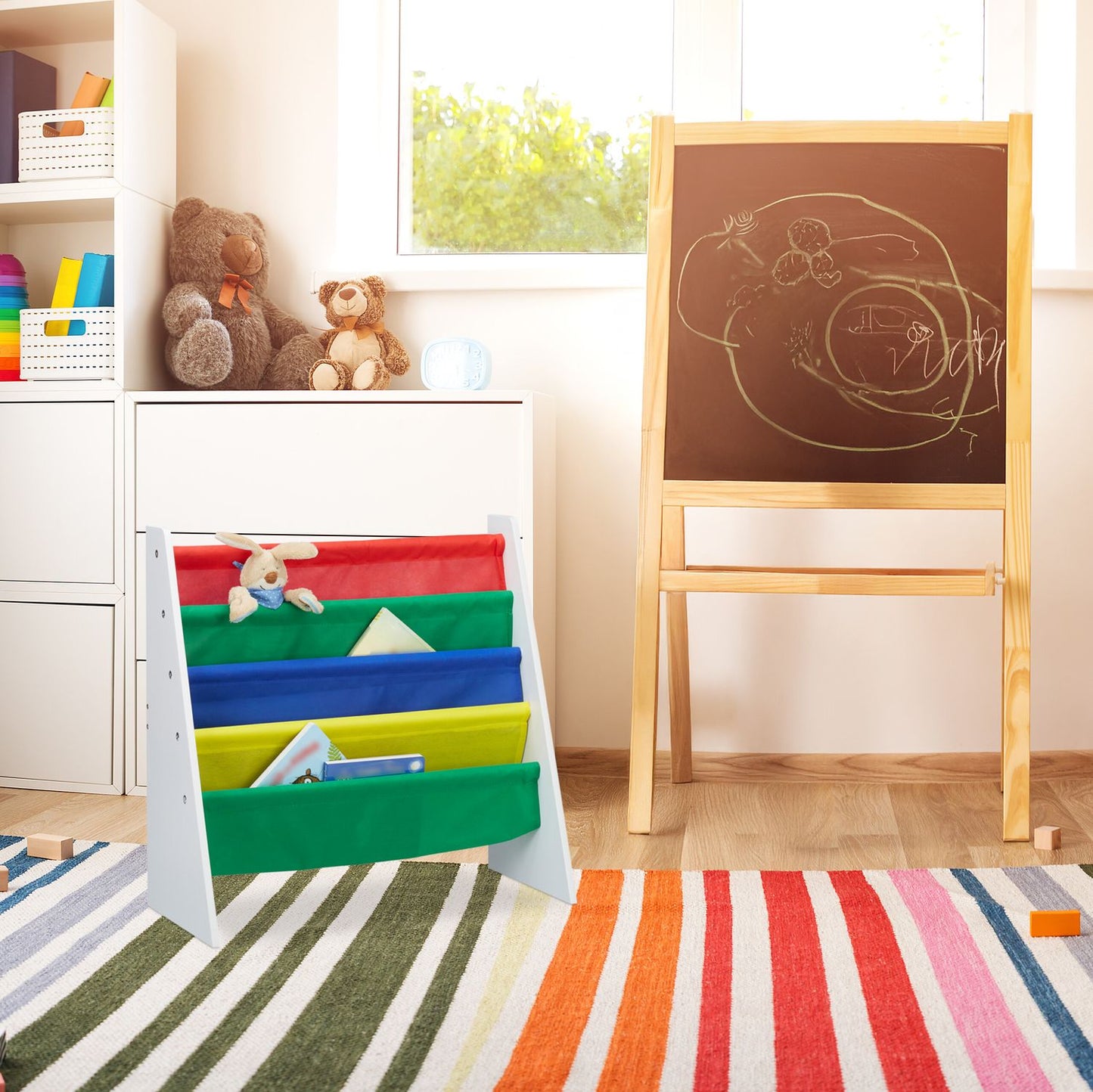 Bookshelf for children with fabric compartment