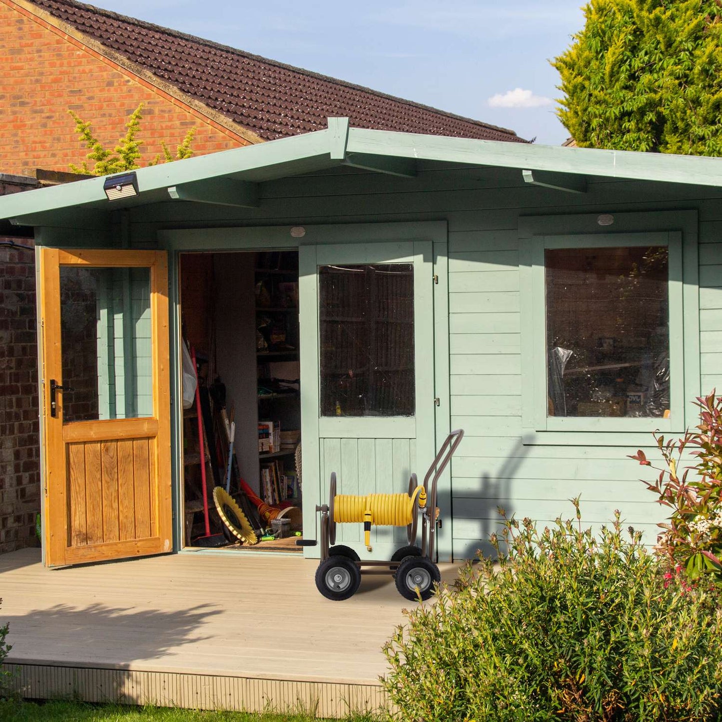 Brown hose cart for 60 m