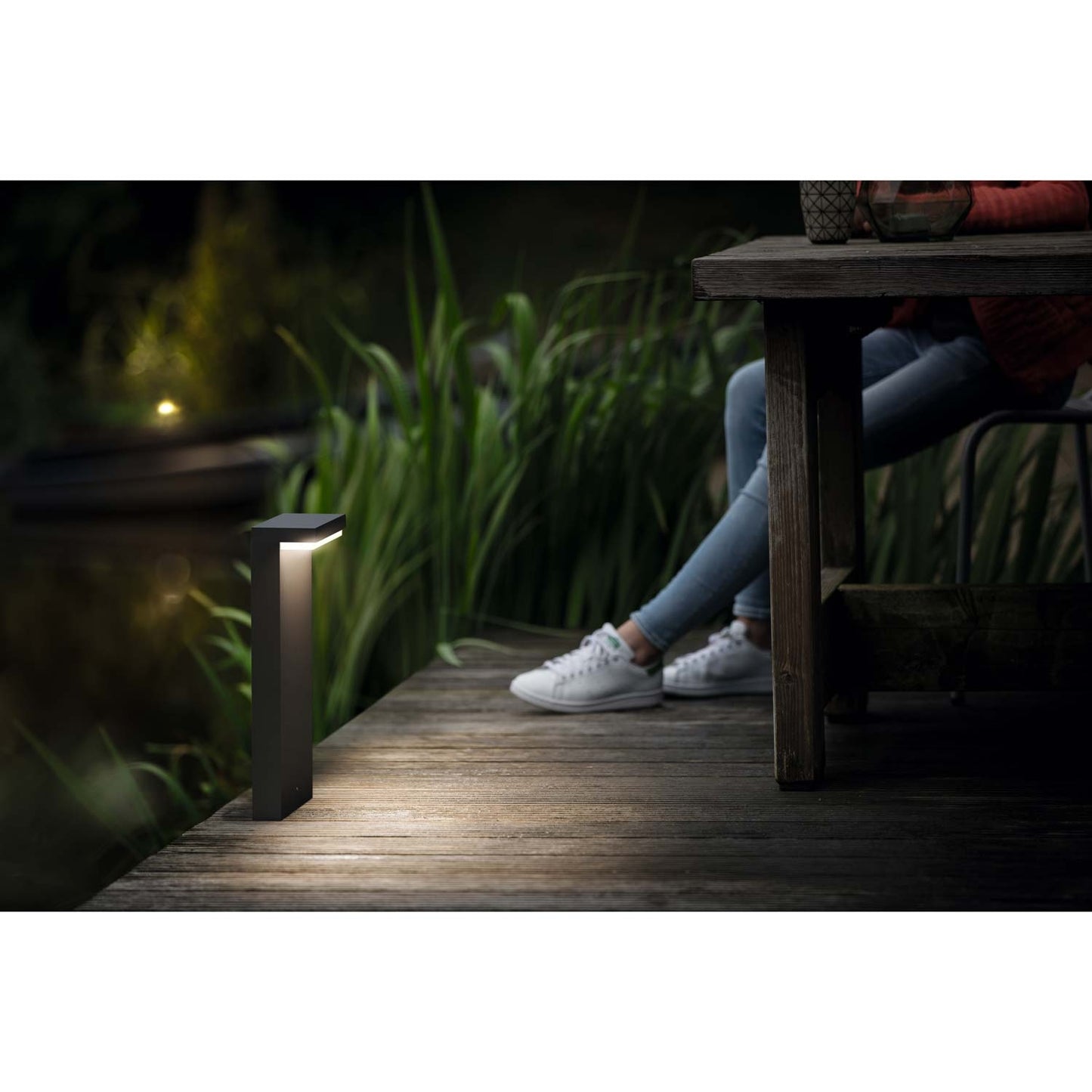 Bustan Pedistal Ultra Efficient LED 3.8W 800lm Anthracite