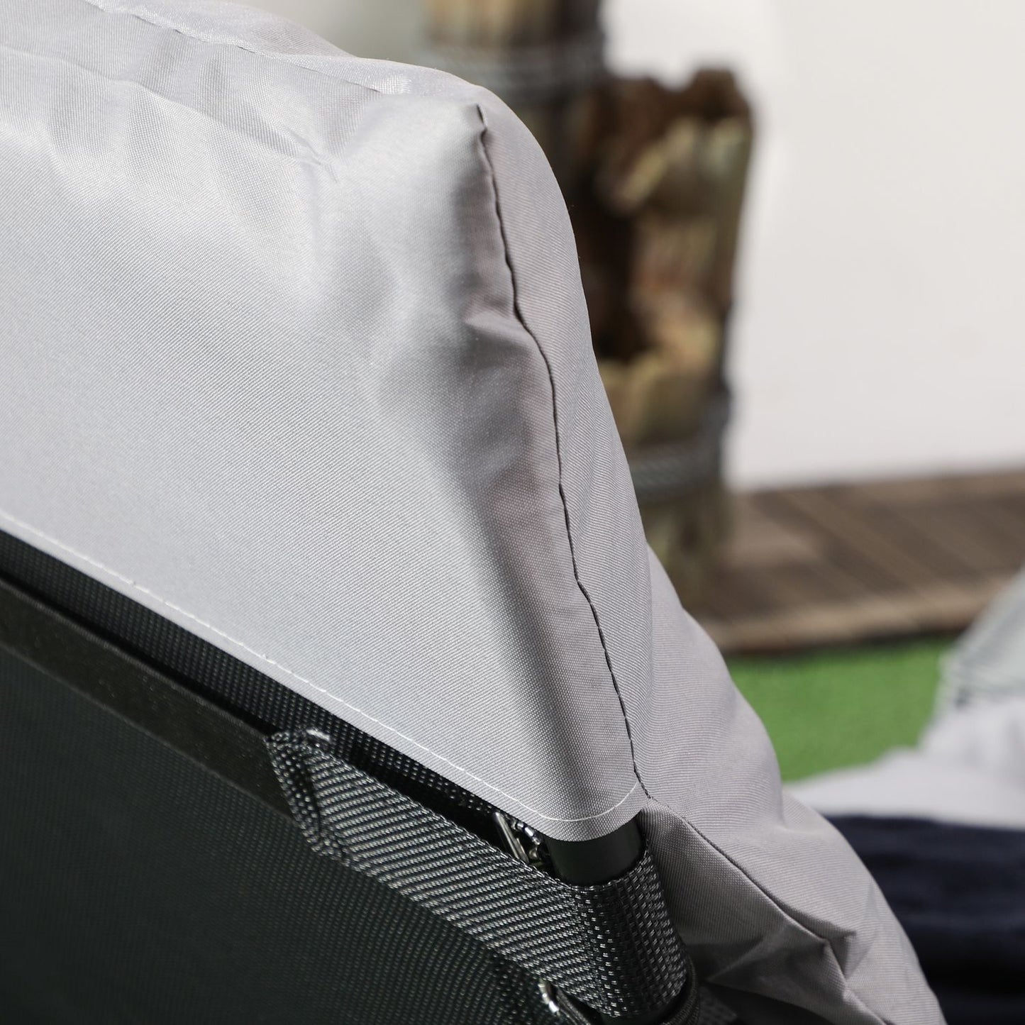 Folding camping bed with bag - Adjustable to 120 kg, light grey