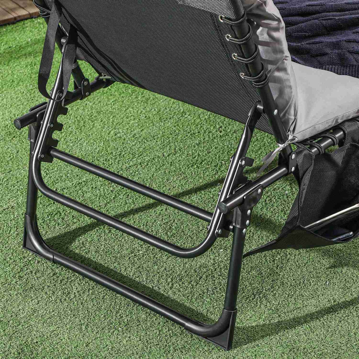 Folding camping bed with bag - Adjustable to 120 kg, light grey