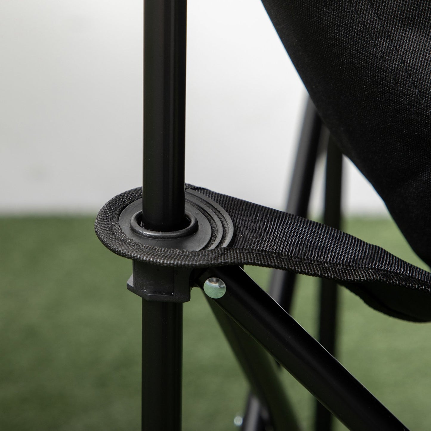Folding camping chair with side pocket - steel legs, black