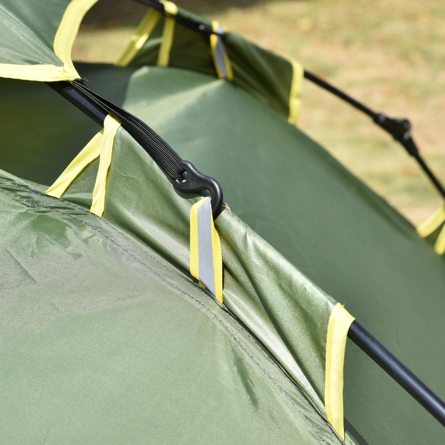 Waterproof 4-season camping tent for 2 adults + children