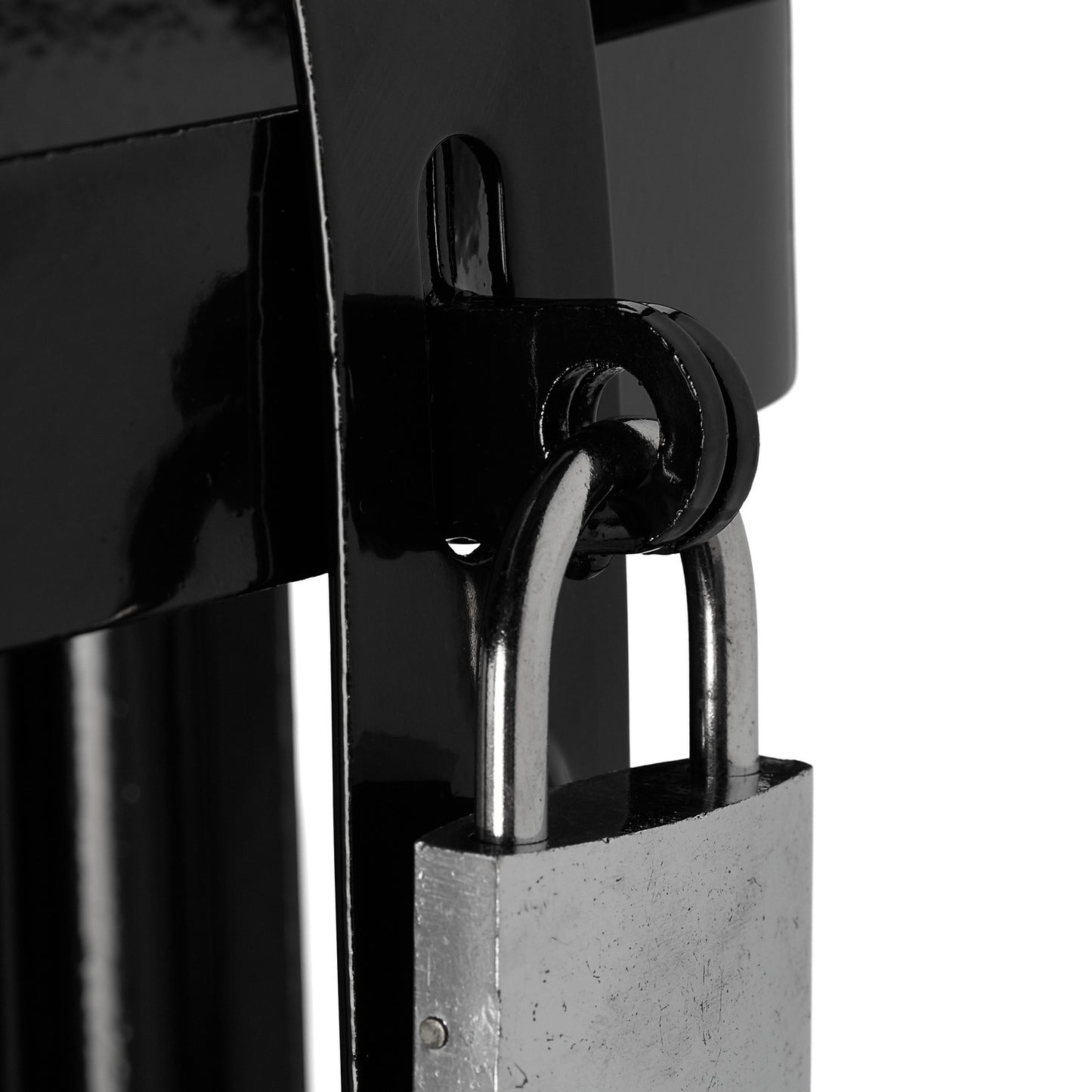 Can holder in metal