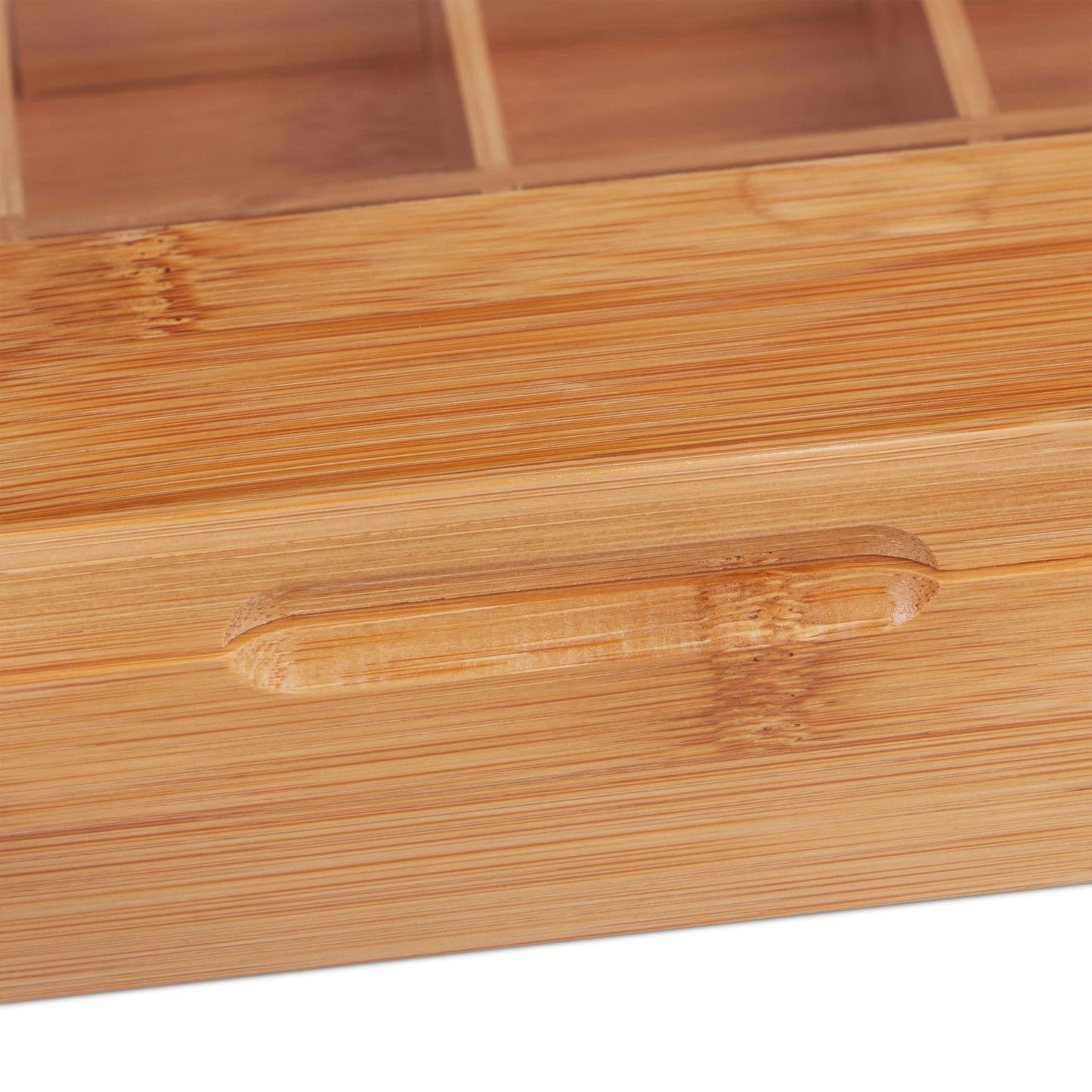 Capsule box in bamboo with 24 compartments