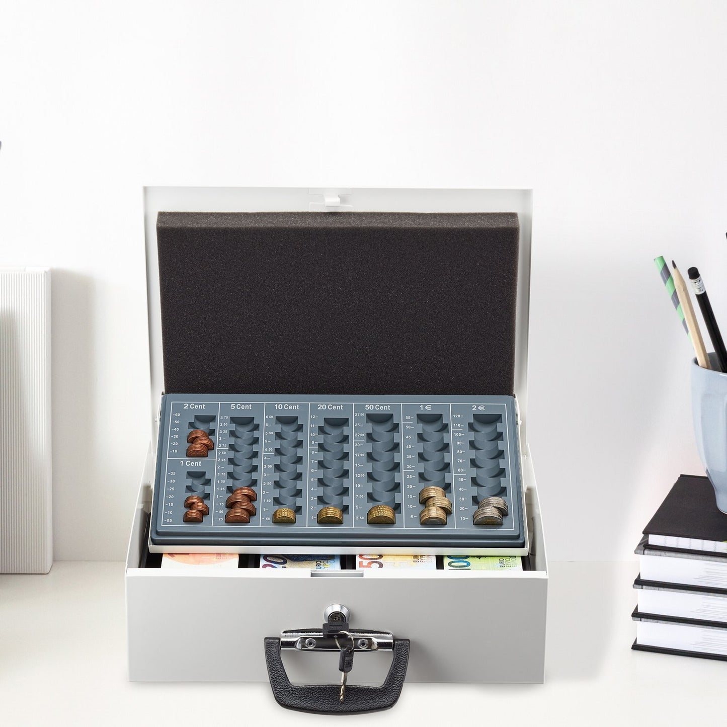 Cash drawer with coin counter