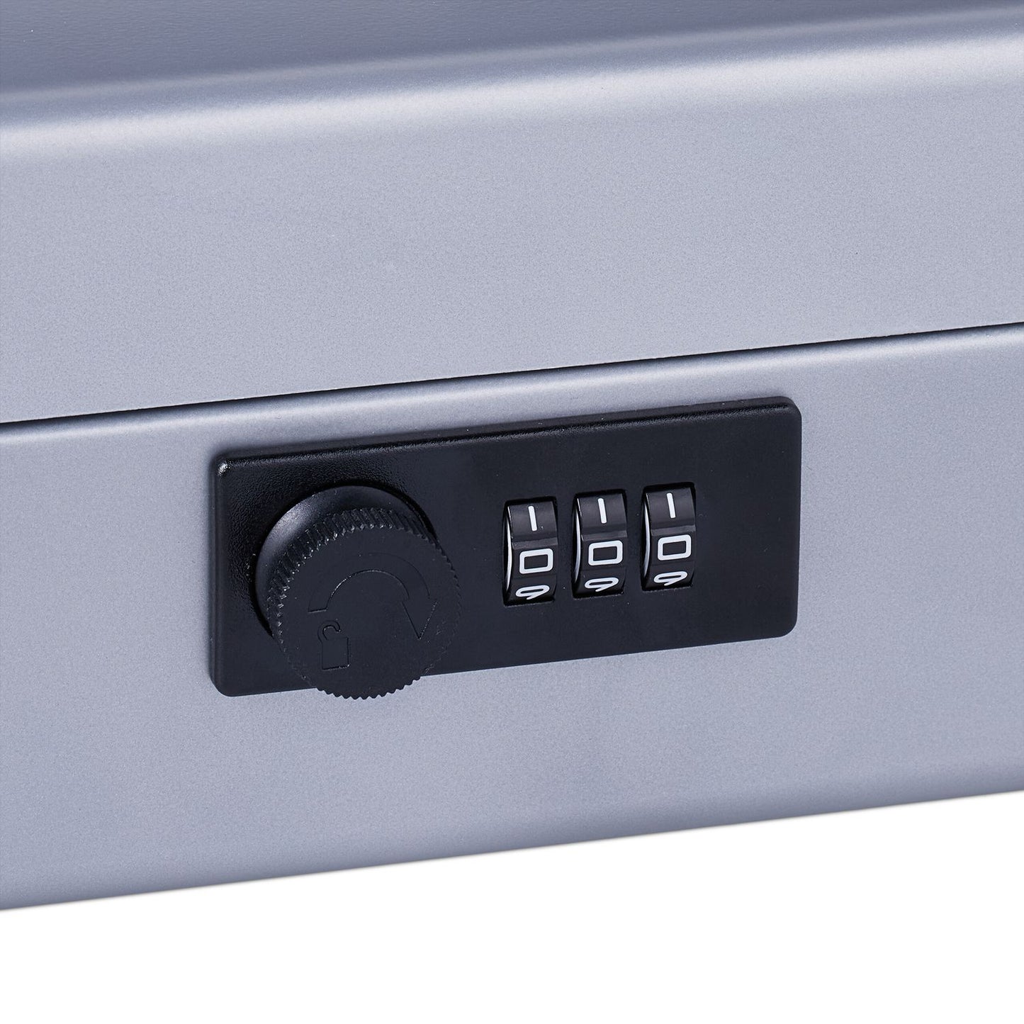 Cash drawer with combination
