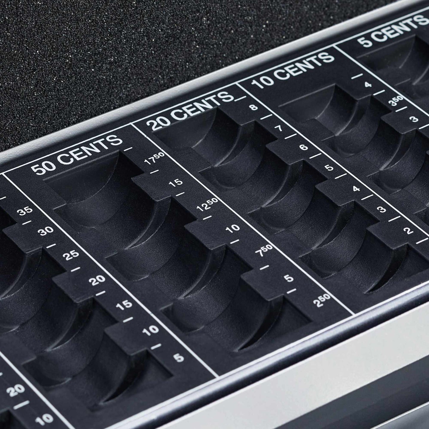 Cash drawer with lock