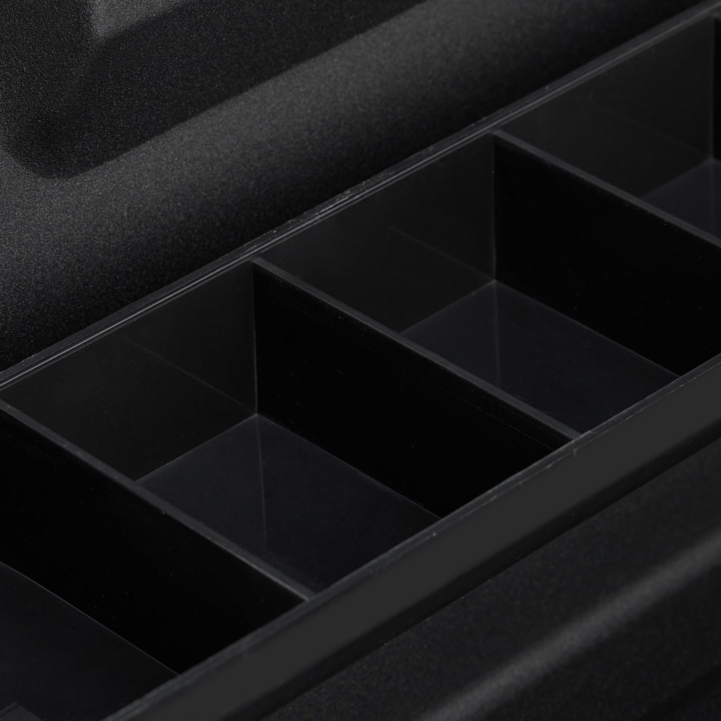 Cash drawer with lock