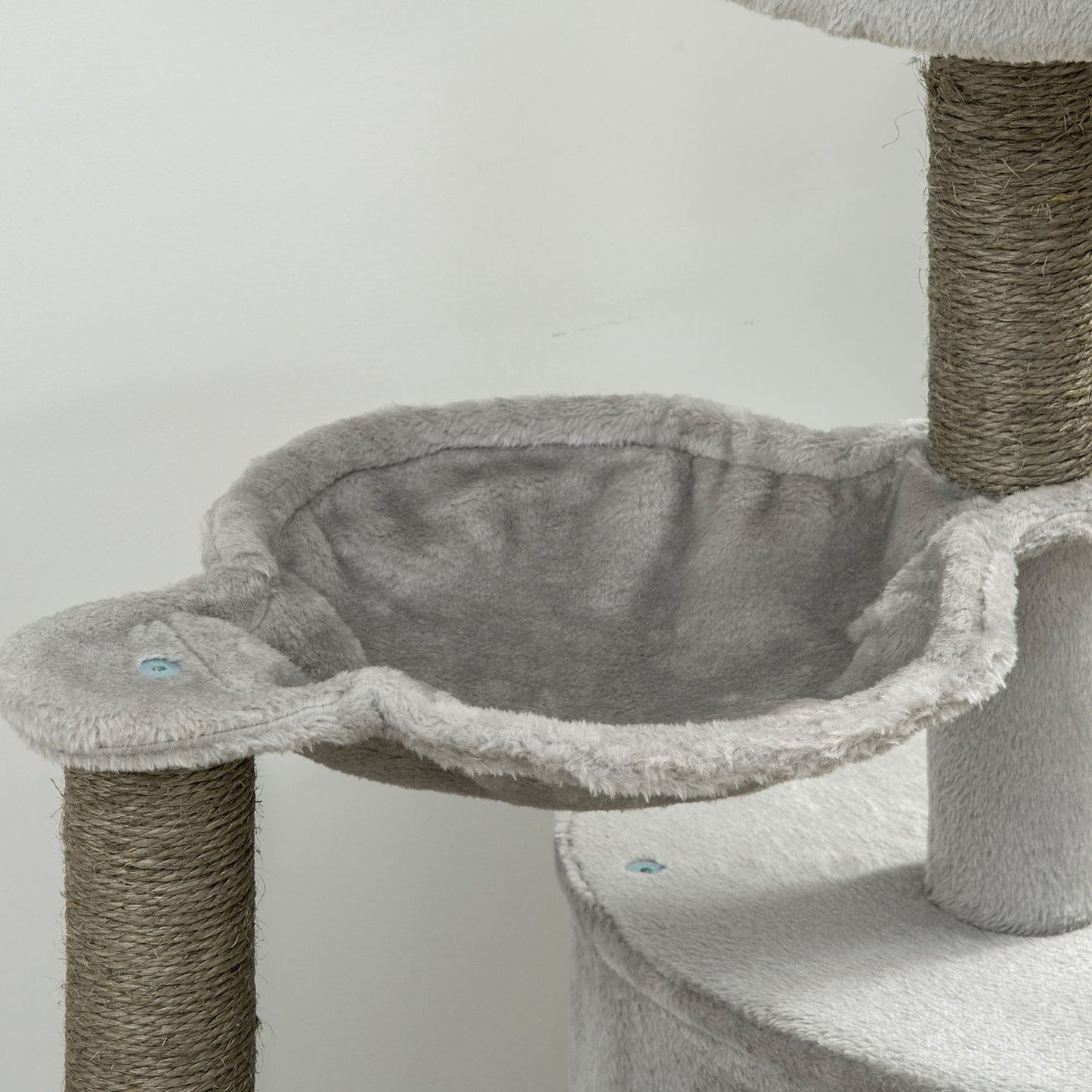 Cat scratching tree with cave & sisal, 113 cm, light grey