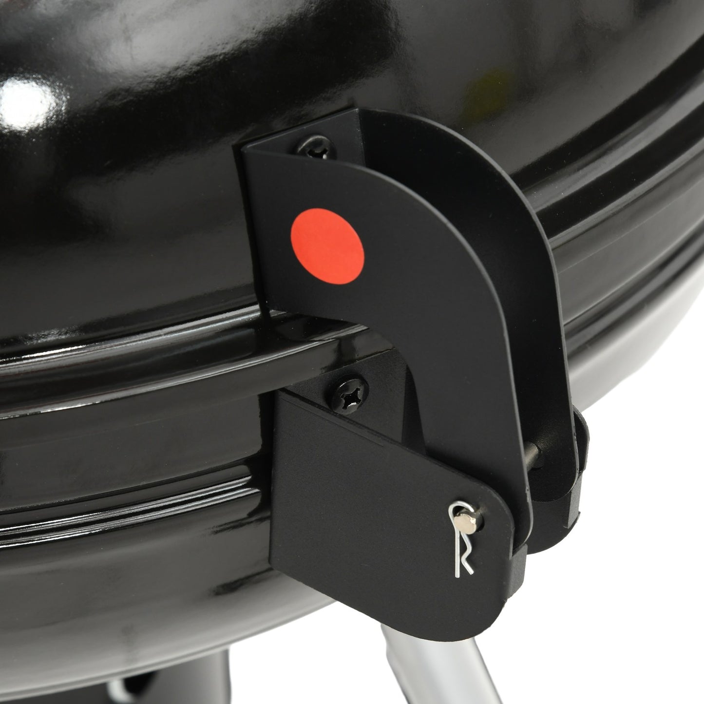 Charcoal grill with wheels, shelf and thermometer