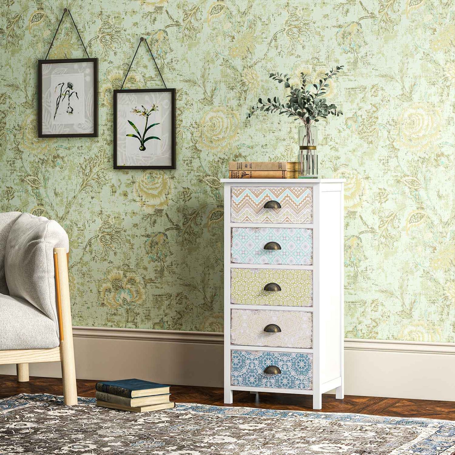 Chest of 5 spacious drawers, tilt protection