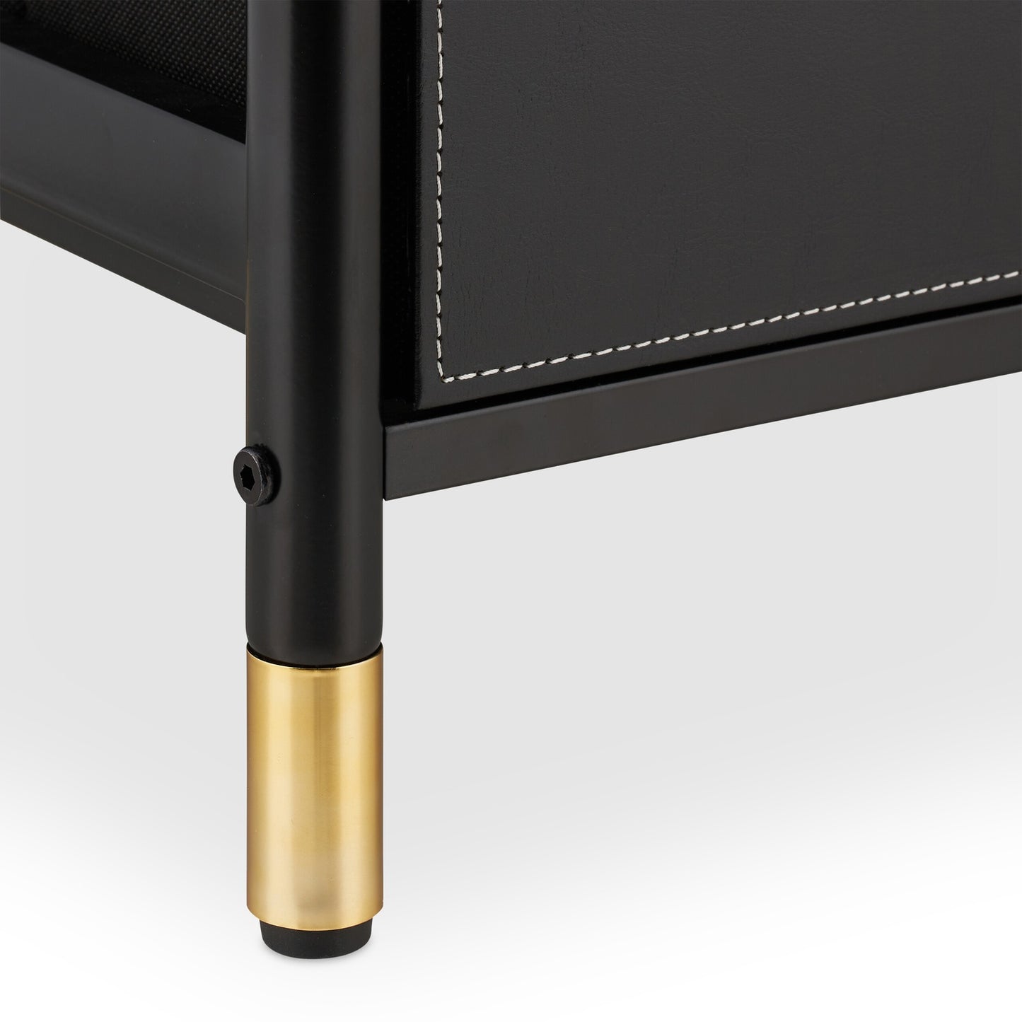 Chest of Drawers with 4 Spacious Compartments