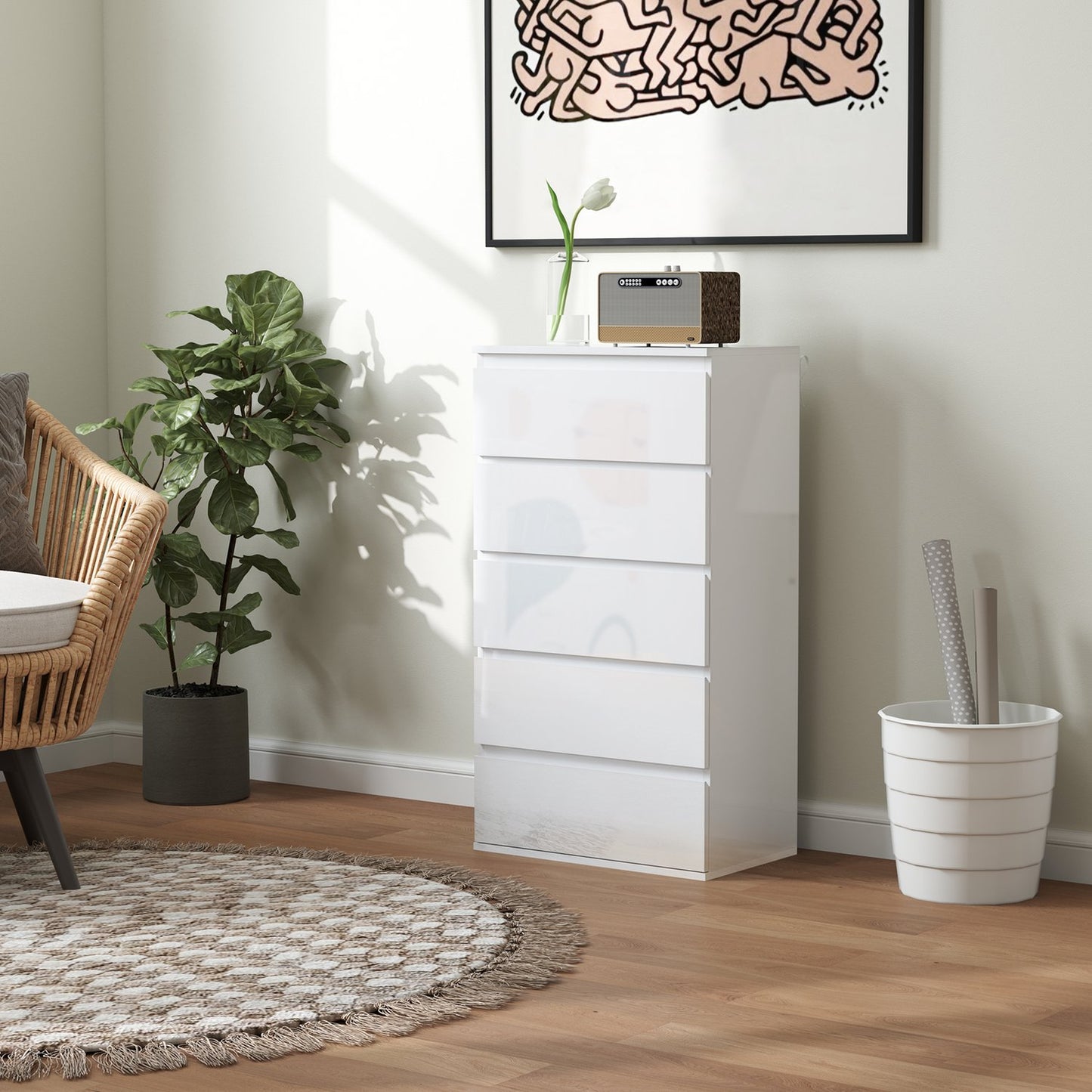 White dresser with 5 anti-tip tabs, 55x34x100 cm