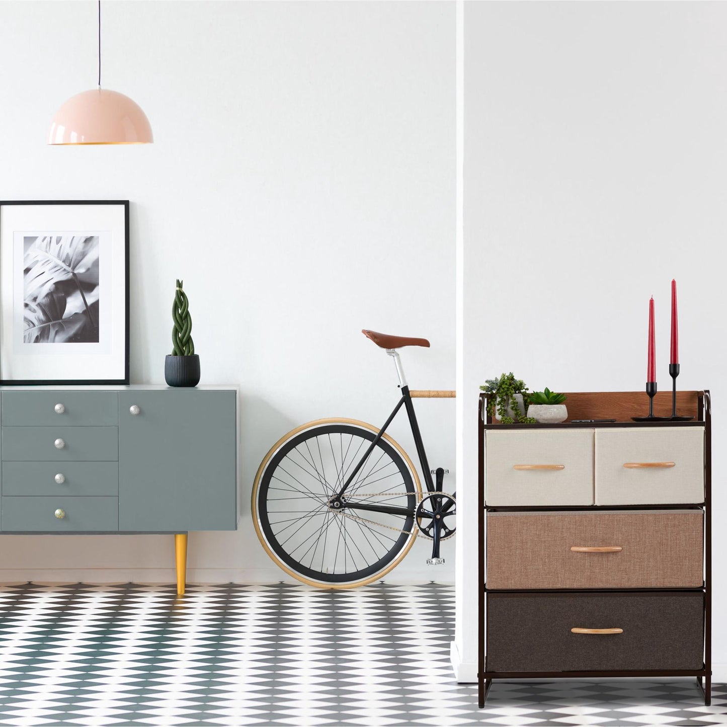 Chest of drawers verse. Design