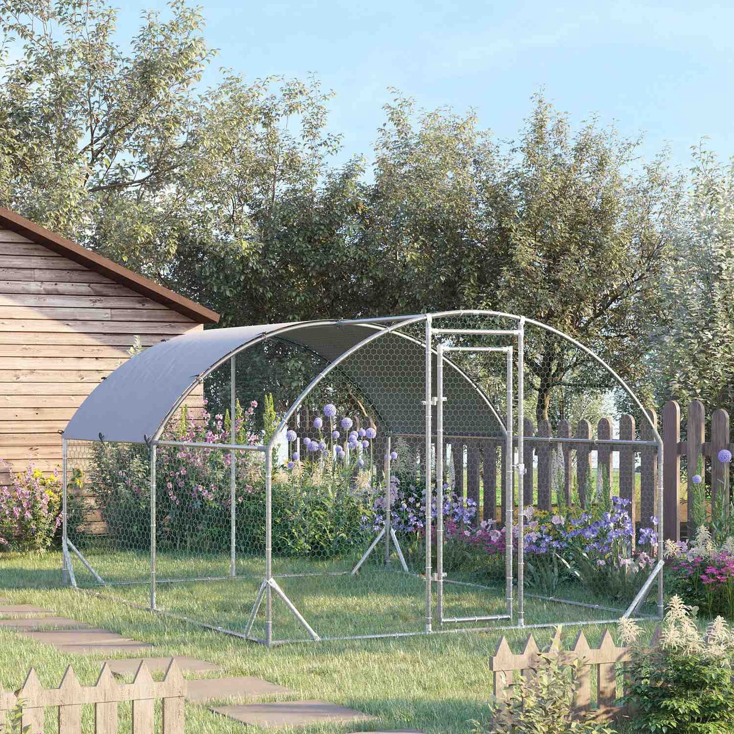 Outdoor steel chicken house with UV protection, door - Fits 6-12 chickens