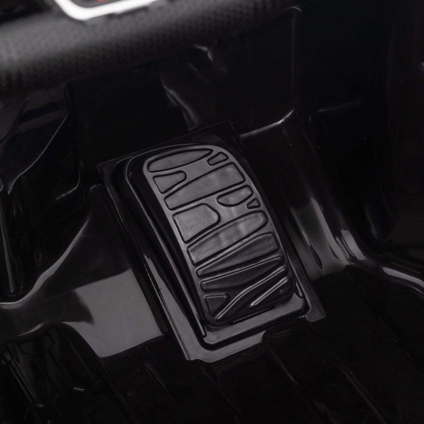 Electric car for children with remote control, seat belt and sound