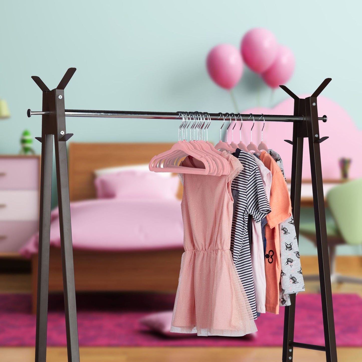 Children's hangers set of 20
