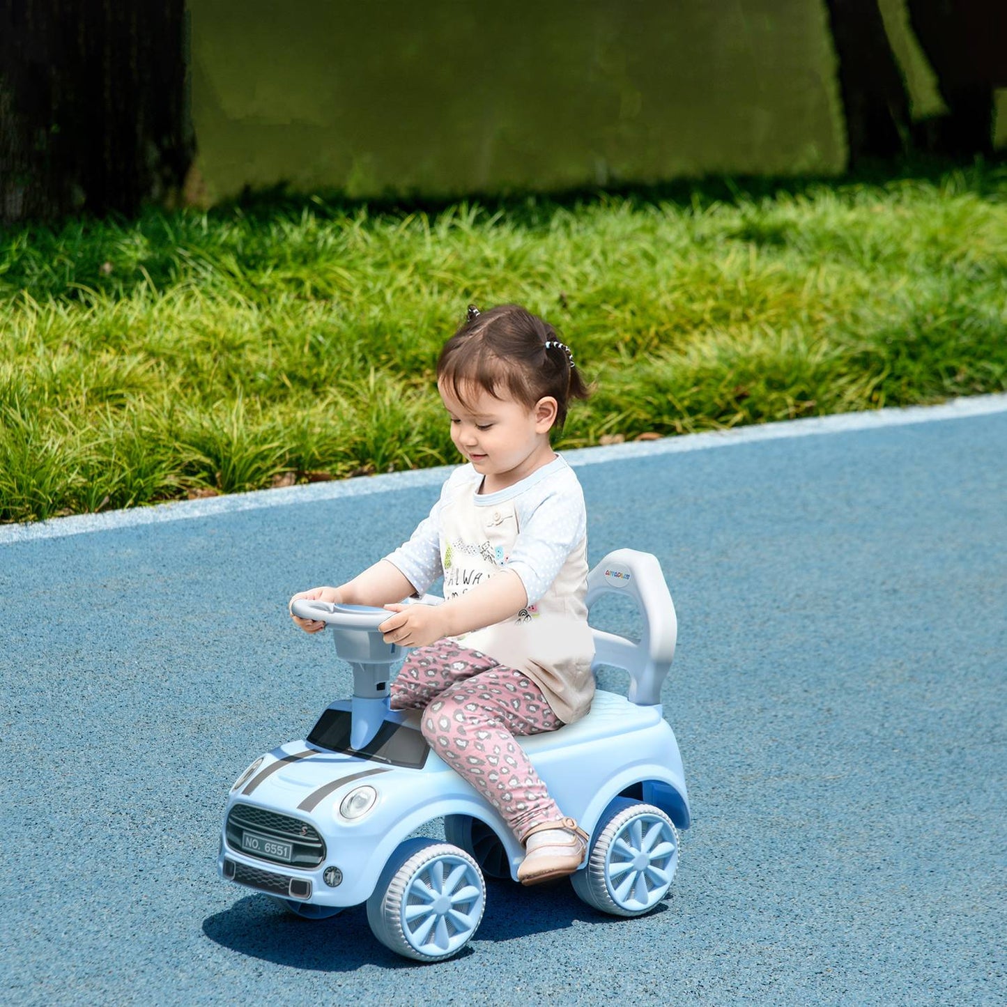 Light blue children's car with anti-tip, 53x52x35 cm