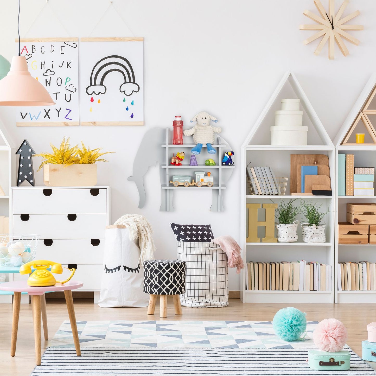 Children's shelf elephant