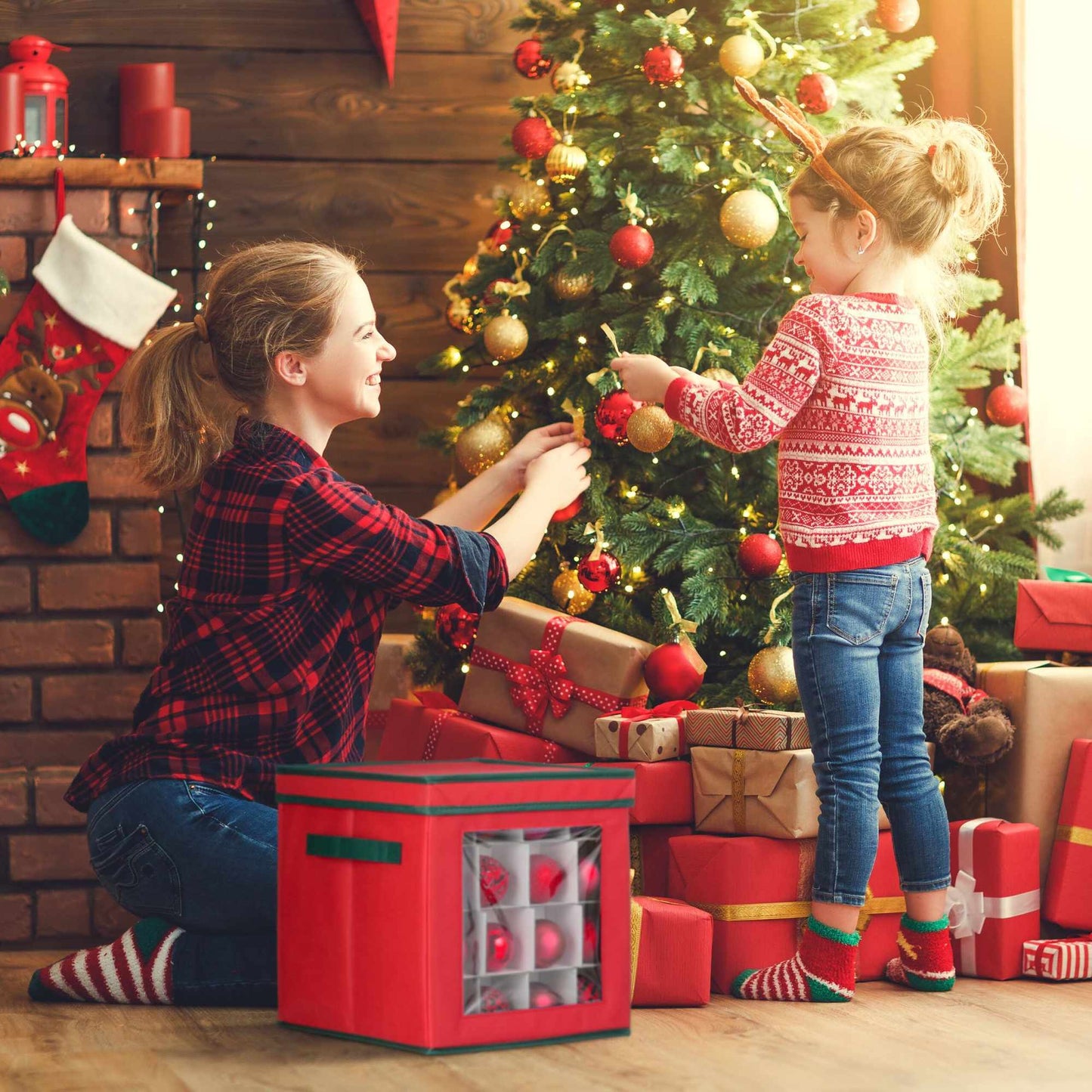 Christmas tree balls in a set of 30