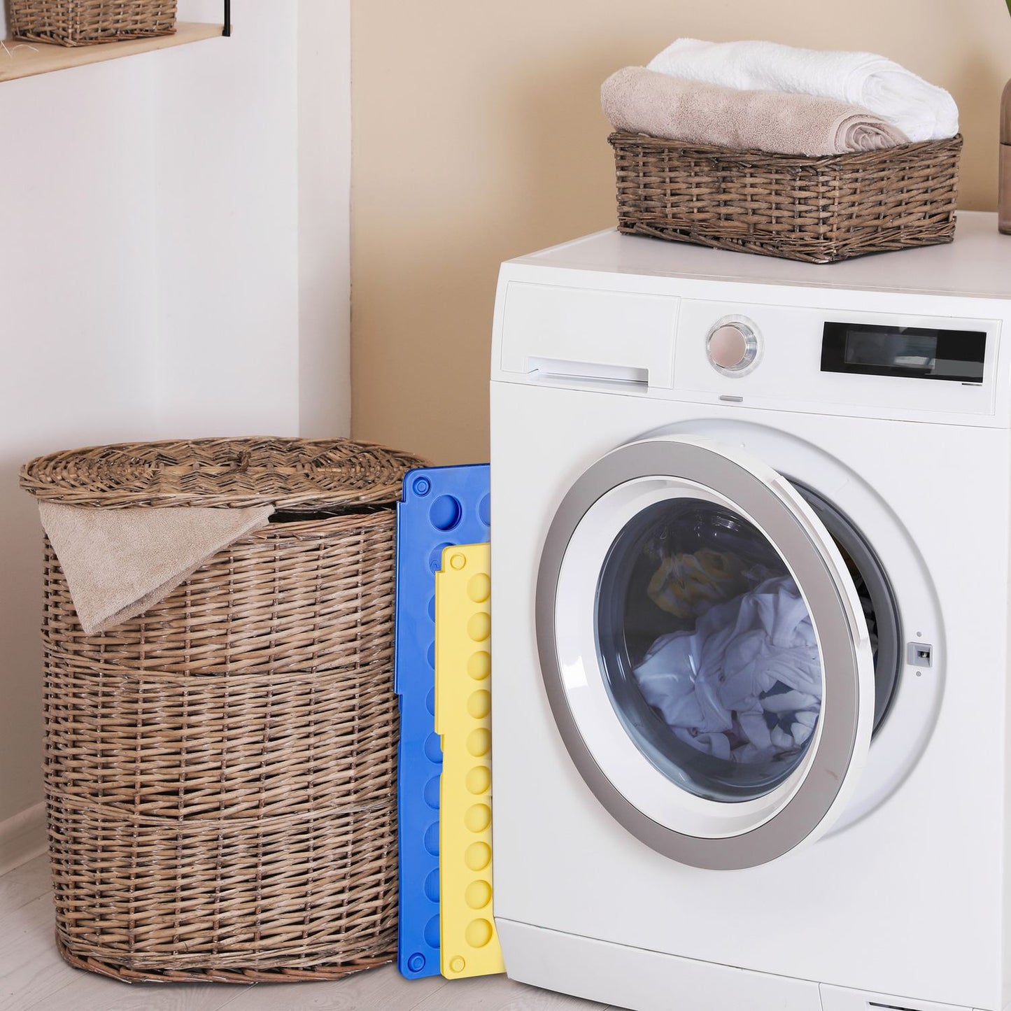 Clothes fold set of 2