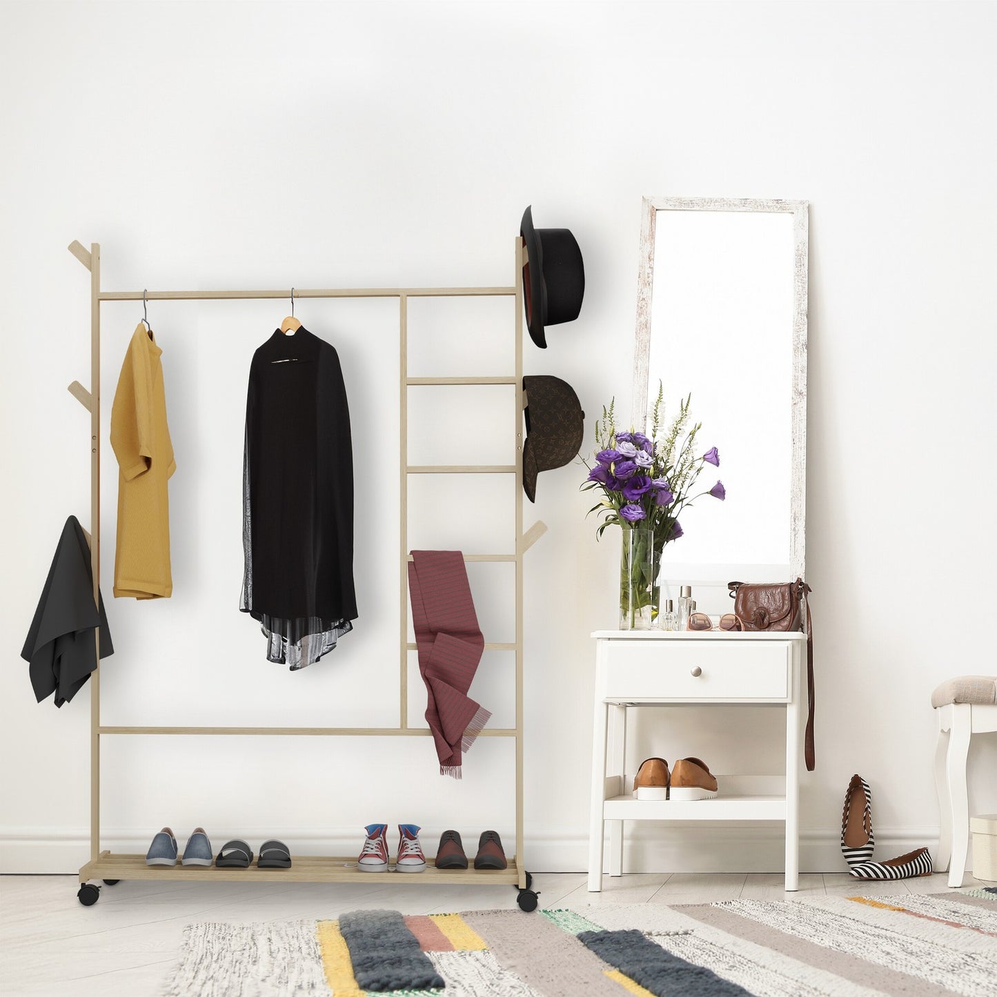 Clothes hanger bamboo rollable