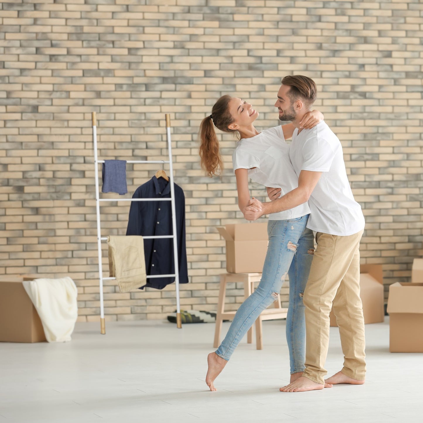 Clothes hanger ladder white