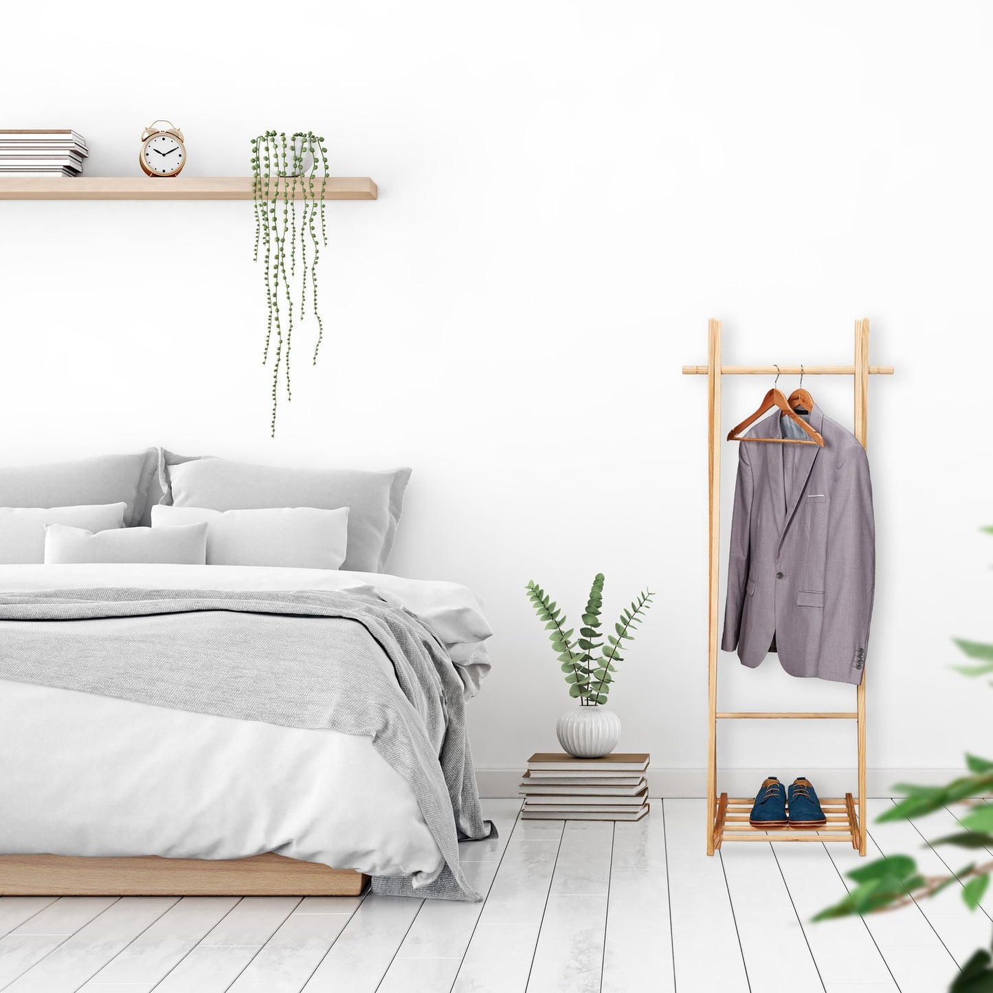 Clothes hanger with drawer