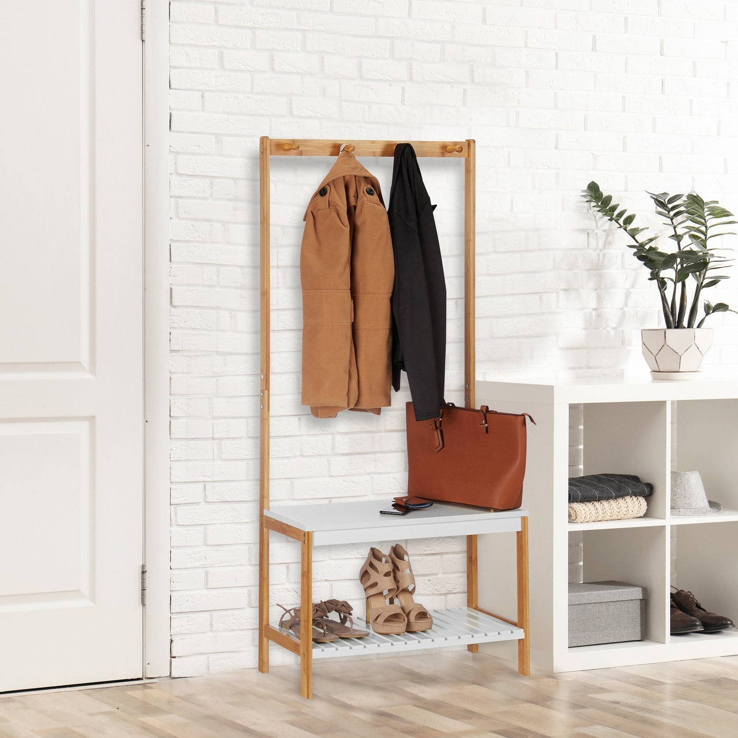 Clothes stand with shelf