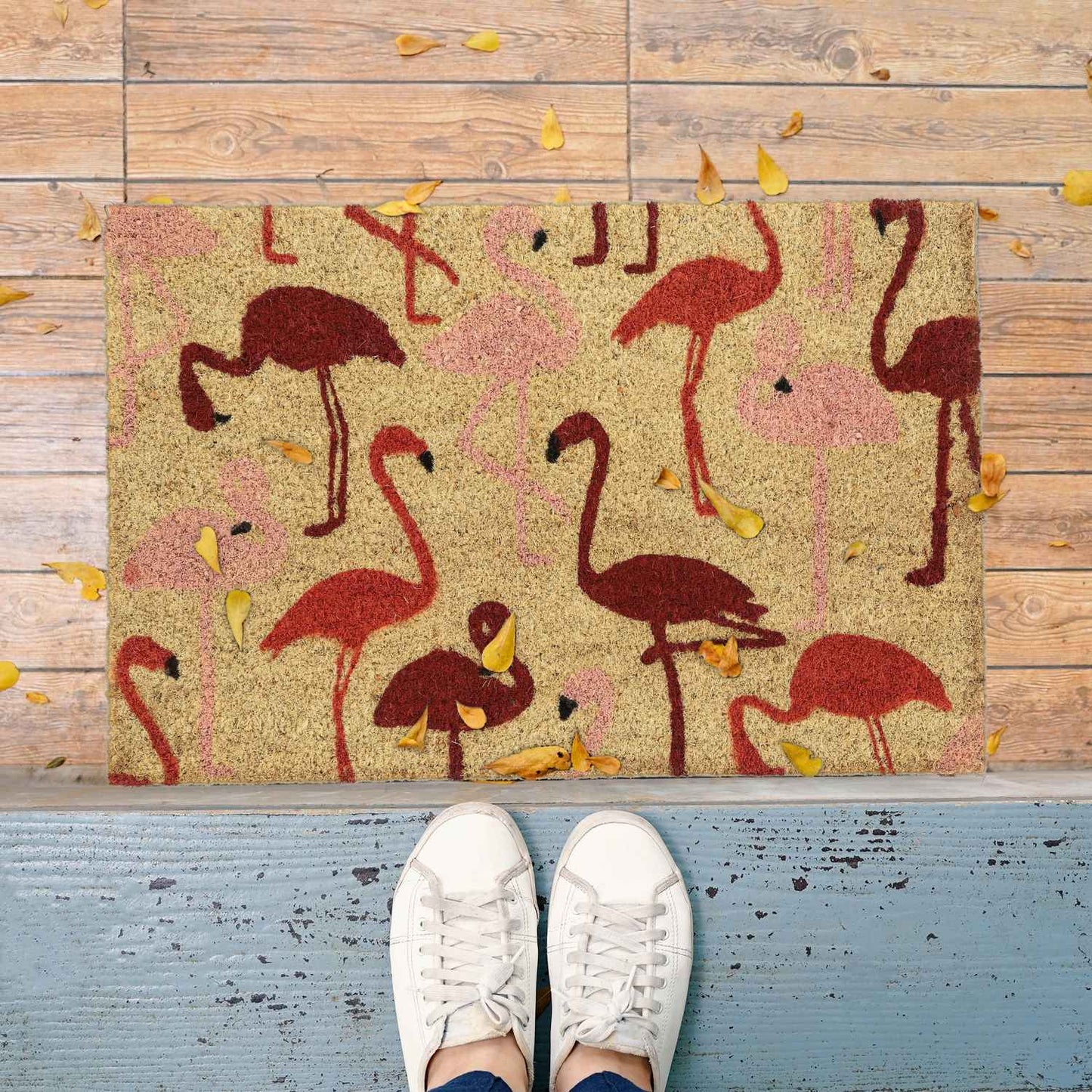 Coconut fiber doormat with flamingos