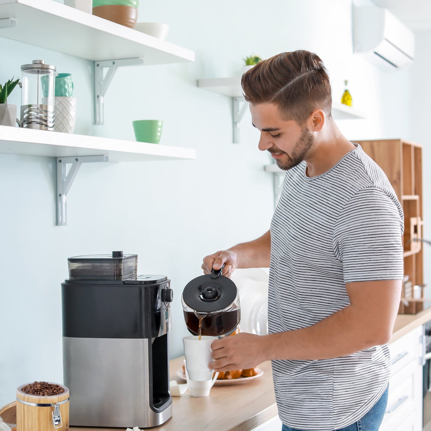 Coffee can in bamboo
