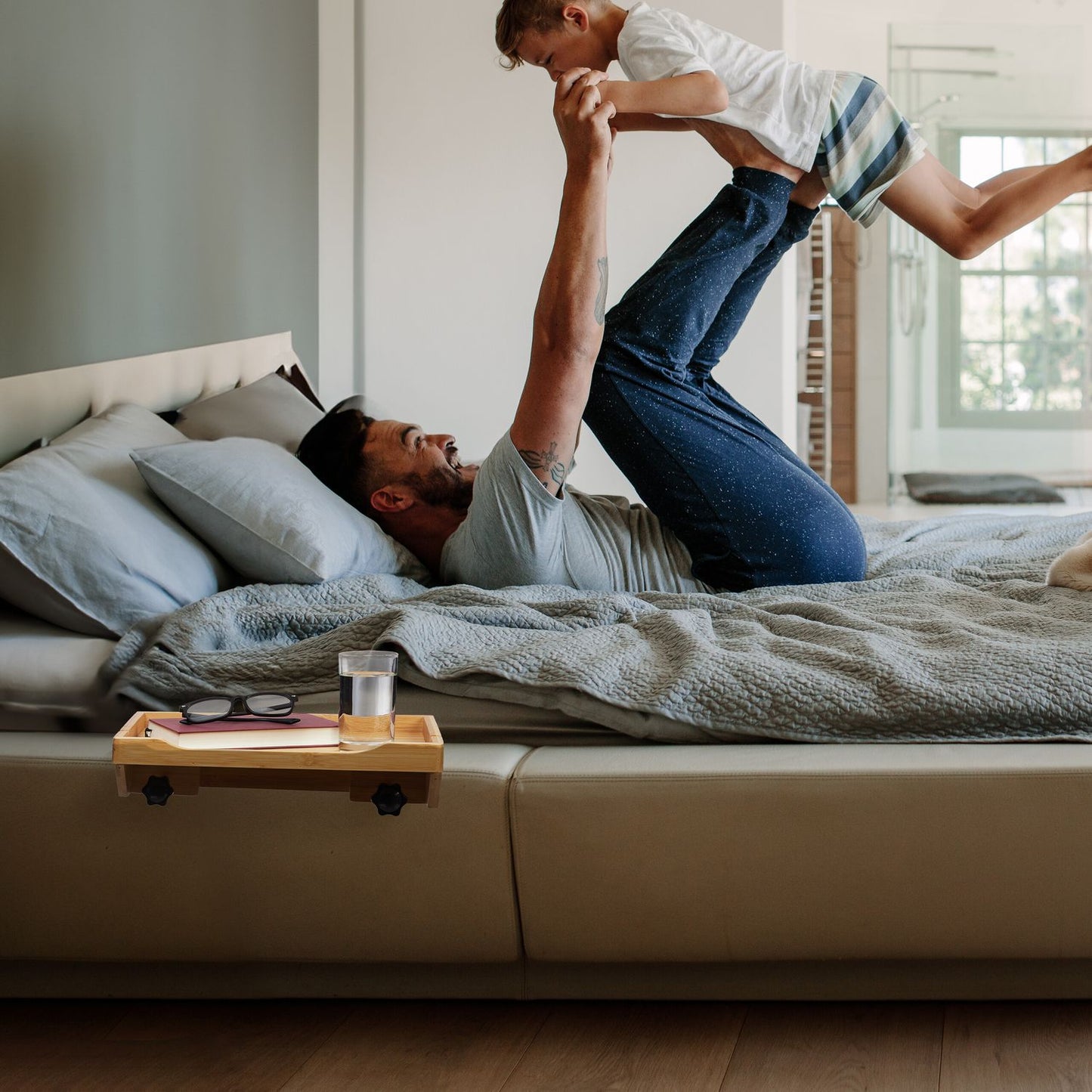 Collapsible bed shelf made of bamboo