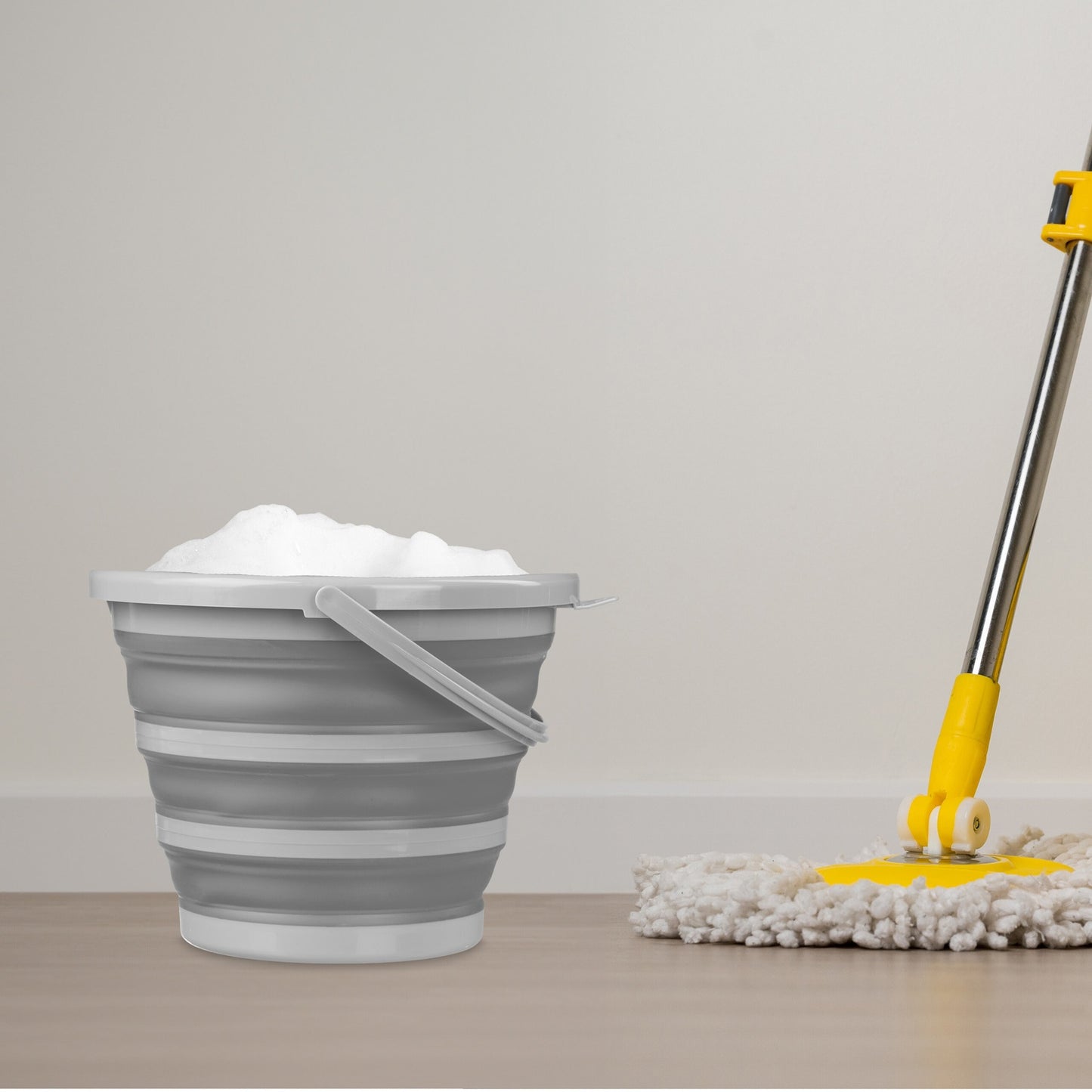 Collapsible bucket 10 litres