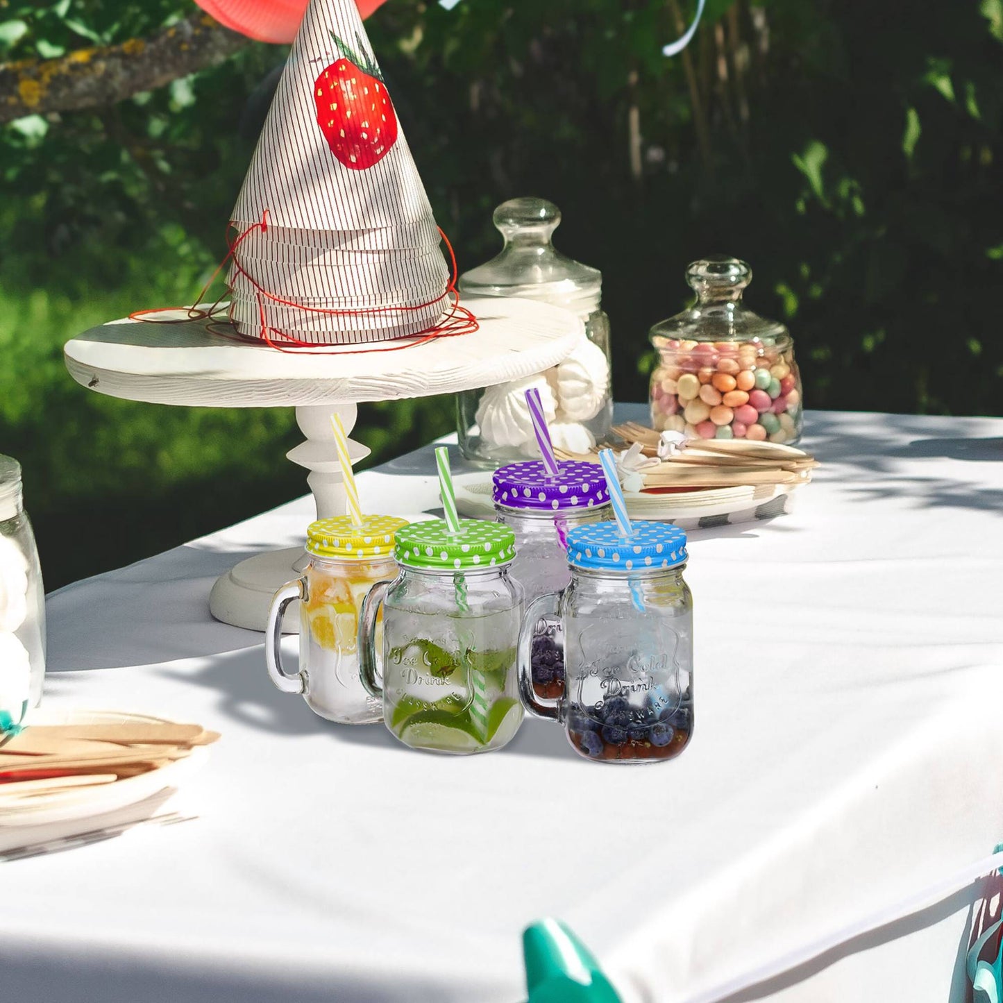 Colorful drinking glasses with lids set of 4