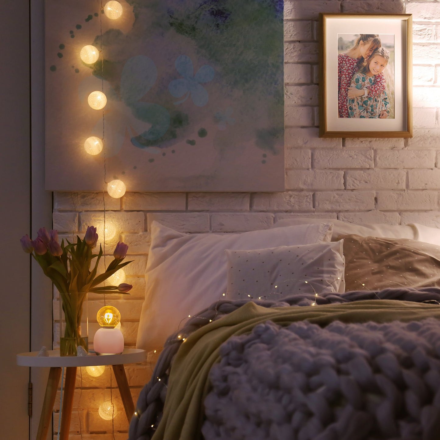 Concrete table lamp