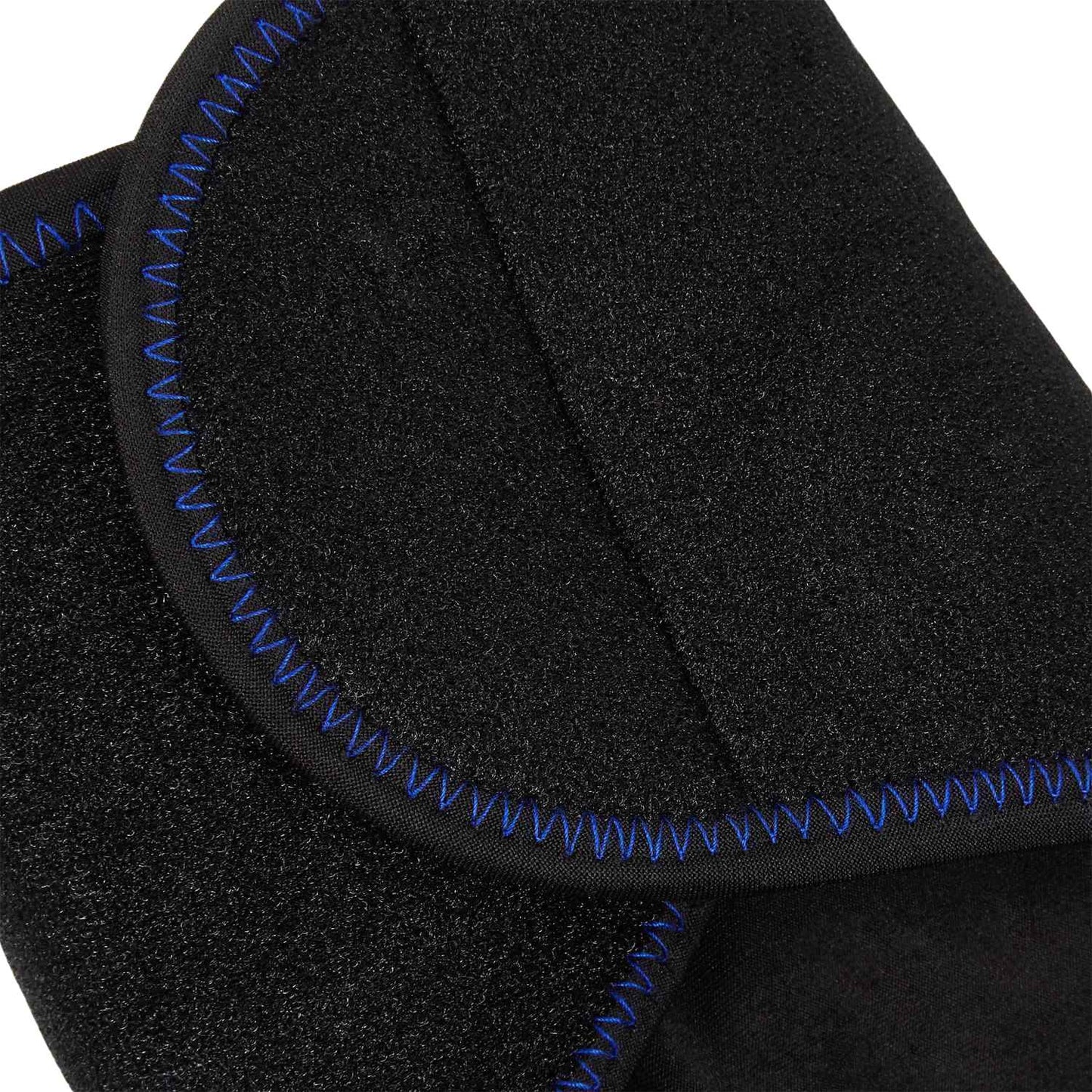 Cooling and heating pad with ankle protection