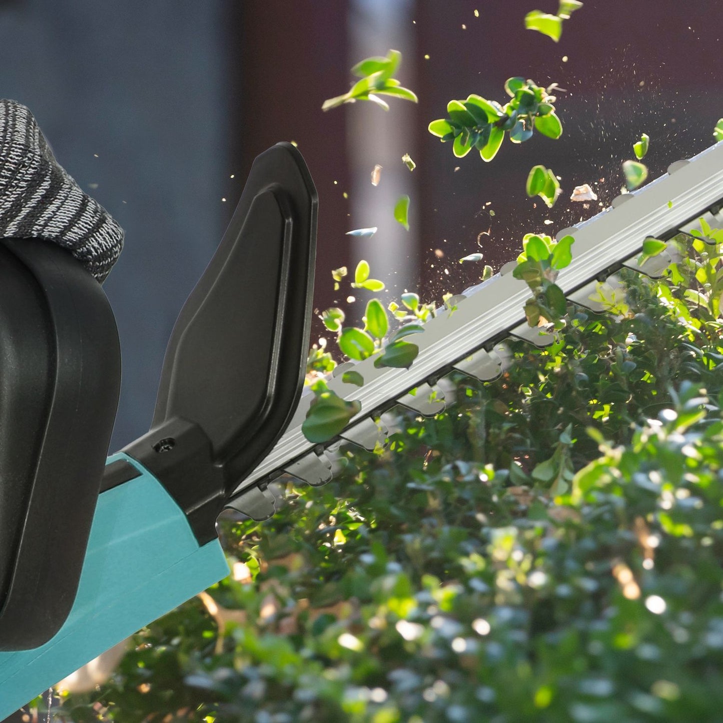 Cordless Hedge Trimmer, Dual Battery, 86 cm Blade