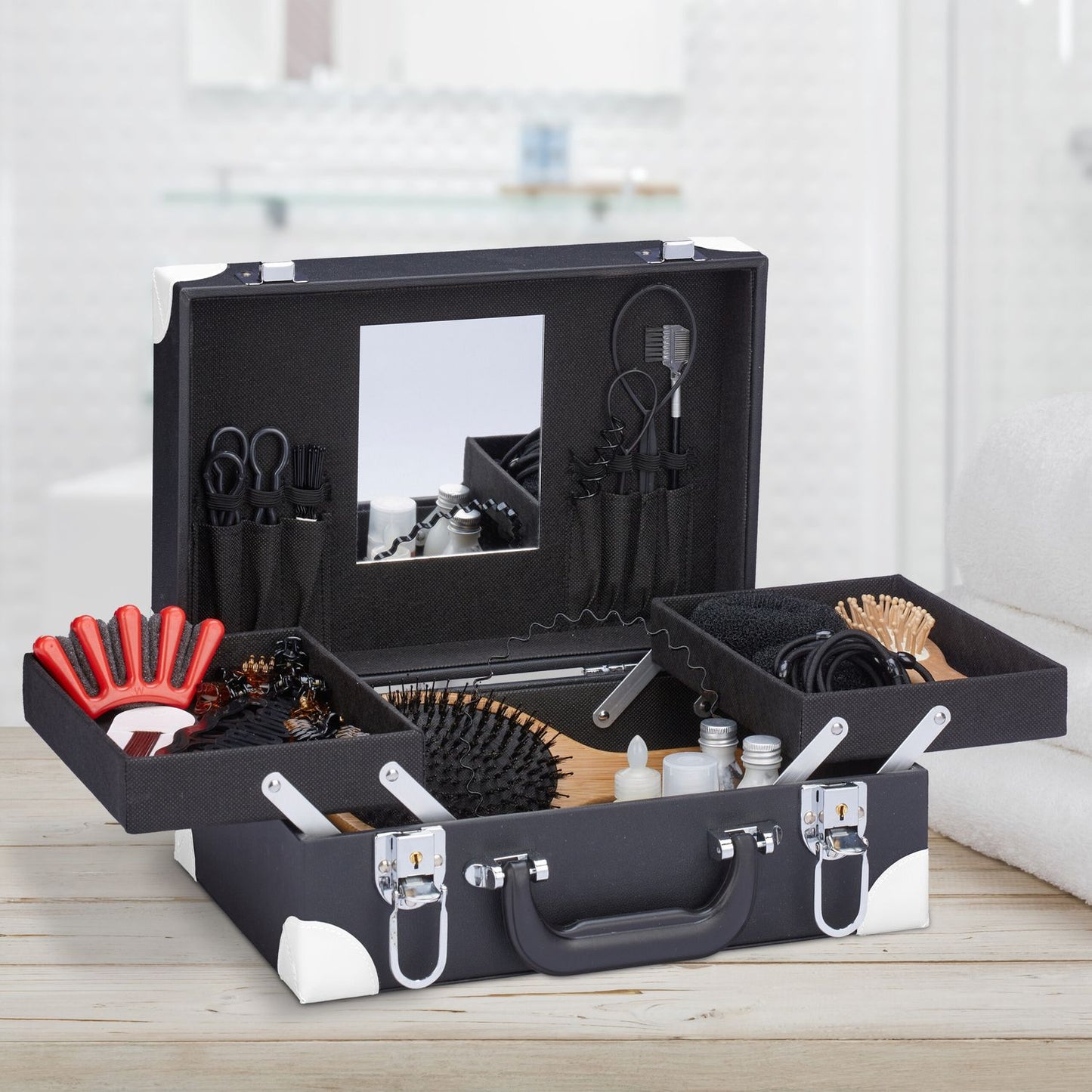 Cosmetic case without contents