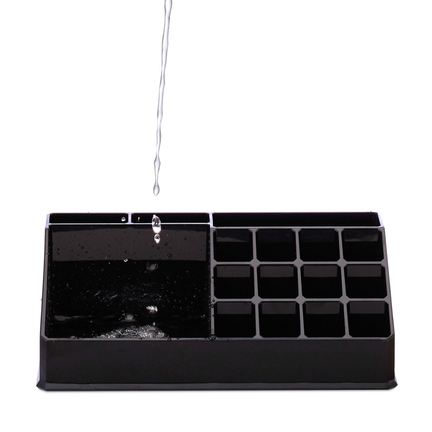 Cosmetic holder in acrylic