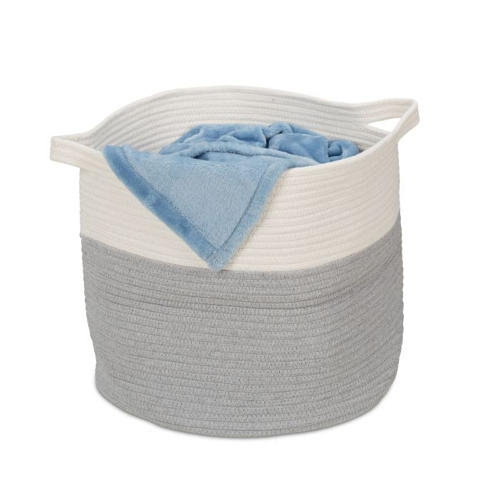 <p>Boho style cotton basket with handle offers both functionality and bohemian charm, perfect for organizing and decorating any room. Crafted from high-quality cotton, it's a durable, eco-friendly storage solution.</p>

<ul>
<li>Enhance your decor with a
