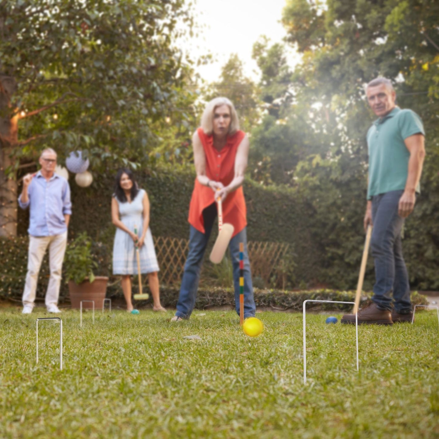 <p>Experience endless outdoor fun with this croquet set, perfect for family gatherings. Crafted from durable cherry wood, it ensures long-lasting play for both children and adults.</p>

<ul>
<li>Enjoy a complete croquet set for all ages, ideal for family