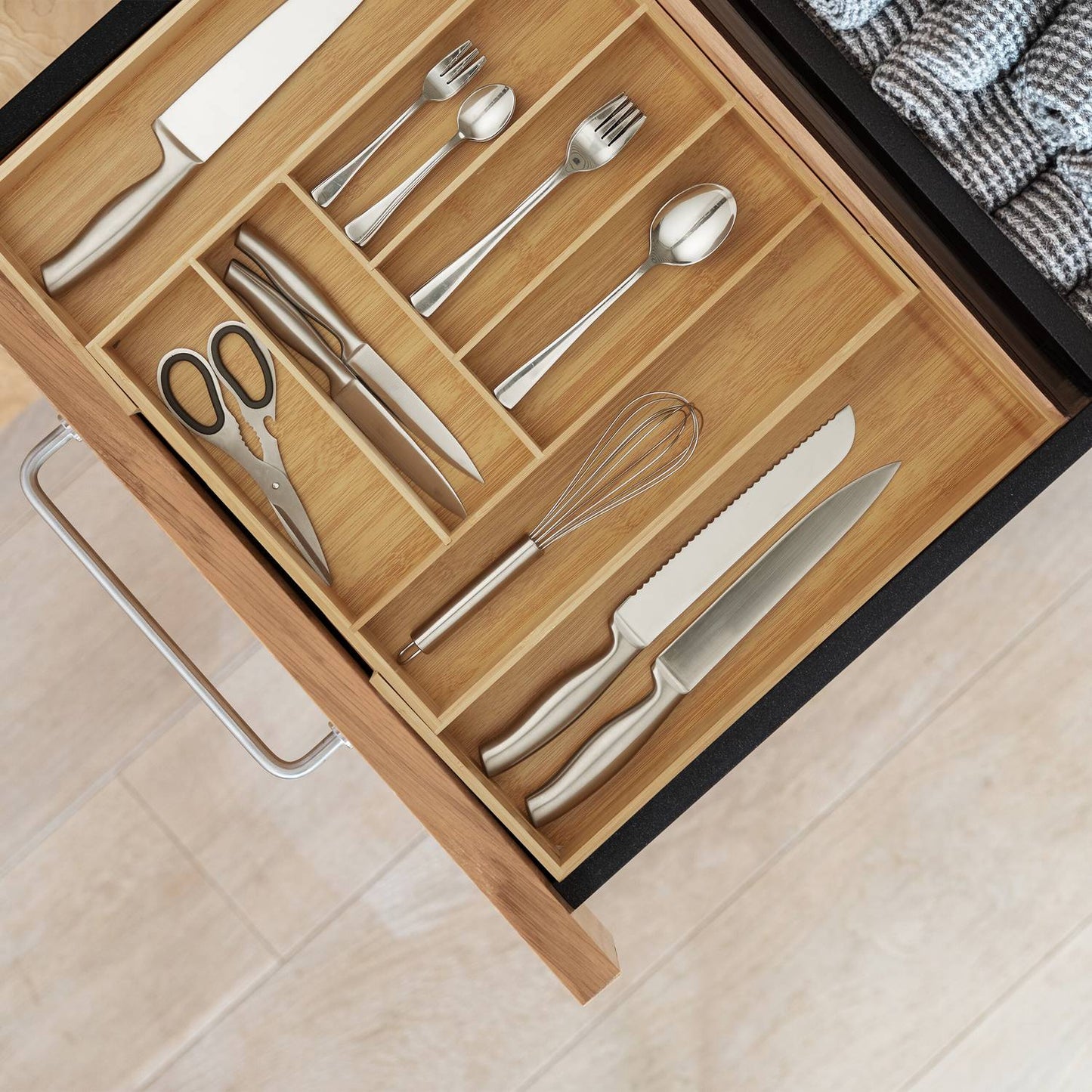 Cutlery box bamboo extendable