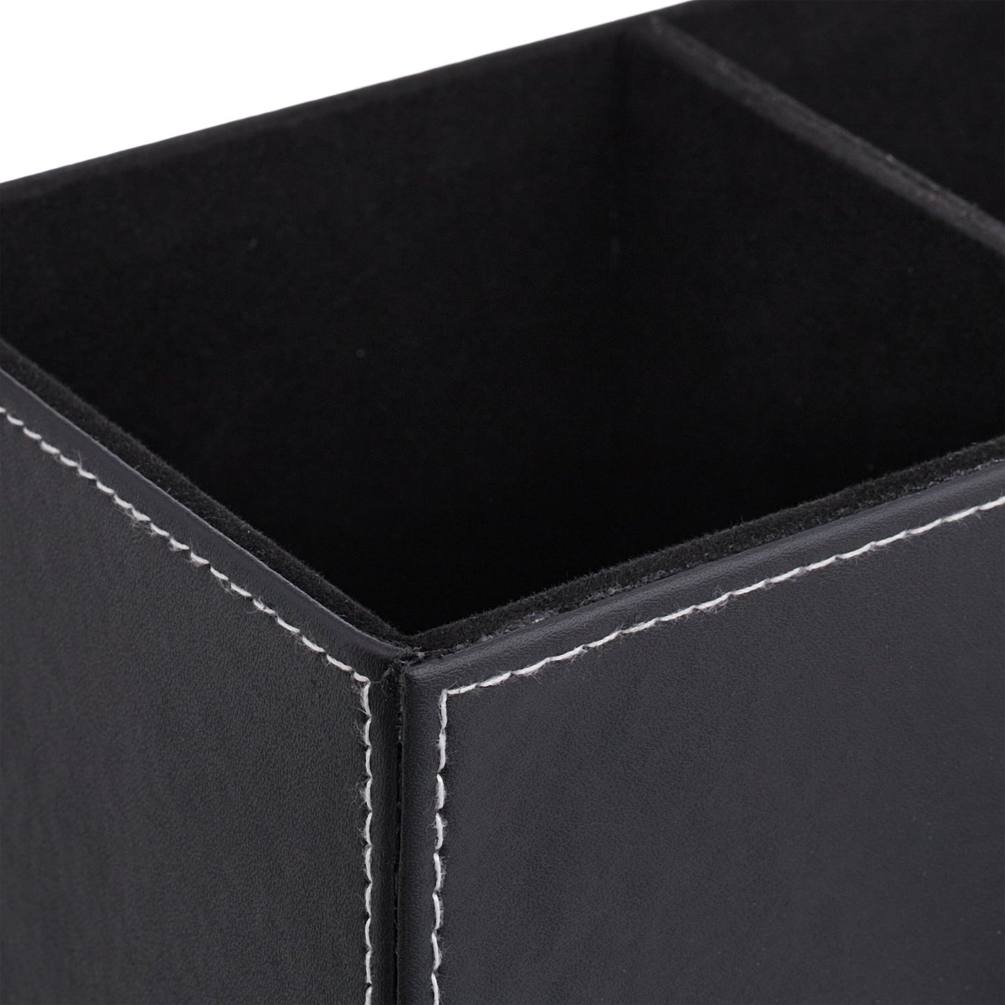 Desk organization in leather look