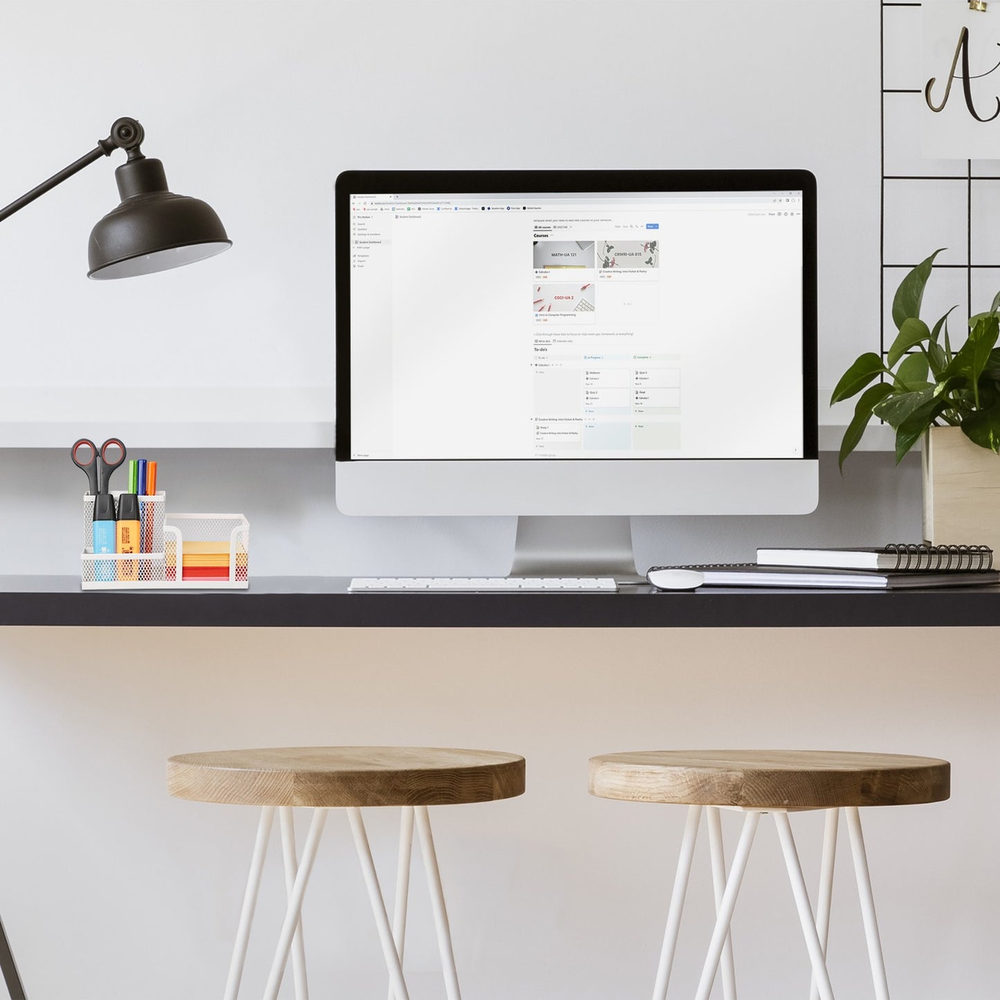 Desk organization with 3 compartments